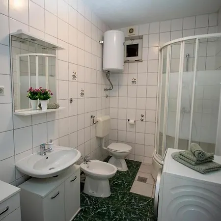 Apartments By The Sea Duce, Omis - 7576 Apartman